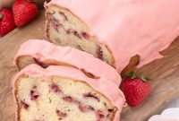 Fresh Strawberry Pound Cake
