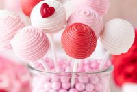 Cupid’s Cake Pops