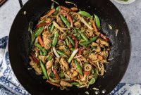 Flavorful Chicken Lo Mein Stir Fry