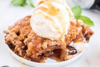 Cozy Crockpot Apple Cobbler