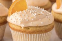 Sunshine Creamsicle Cupcakes