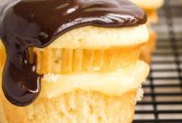 Boston Cream Dream Cupcakes
