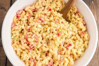 Nana’s Classic Macaroni Salad