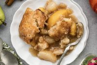 Sun Kissed Pear Peach Cobbler