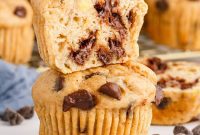 Bakery-Style Chocolate Chip Banana Muffins