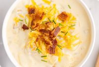 Hearty Loaded Baked Potato Soup