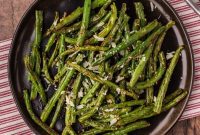 Perfectly Crispy Air Fryer Green Beans