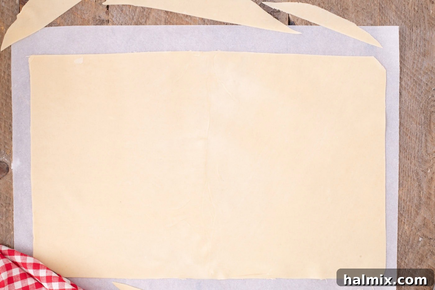 retangular pie crust on parchment paper