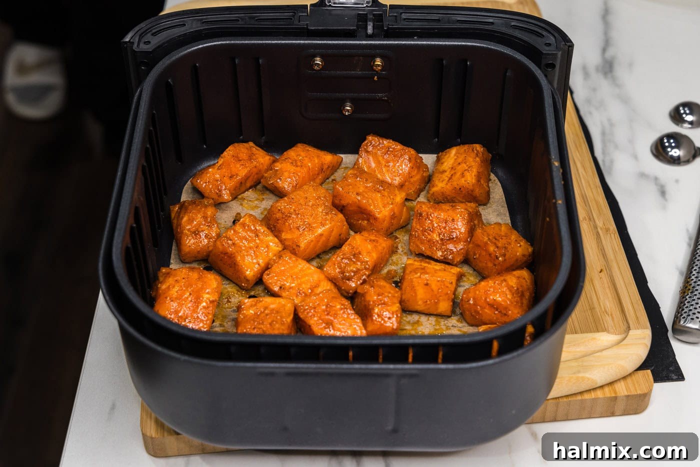 Golden Air Fryer Salmon Bites 9 air frying salmon bites