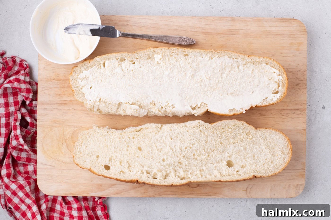 horseradish mayo spread on french bread