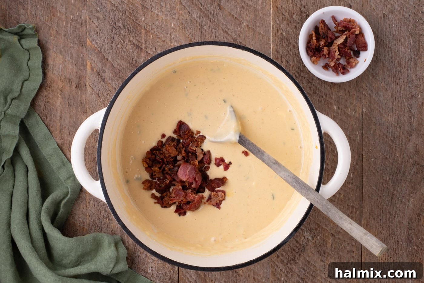 Kicking Cheesy Jalapeño Mac 10 crumbled bacon mixed into jalapeno cheese sauce