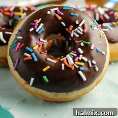 A close up of a donut