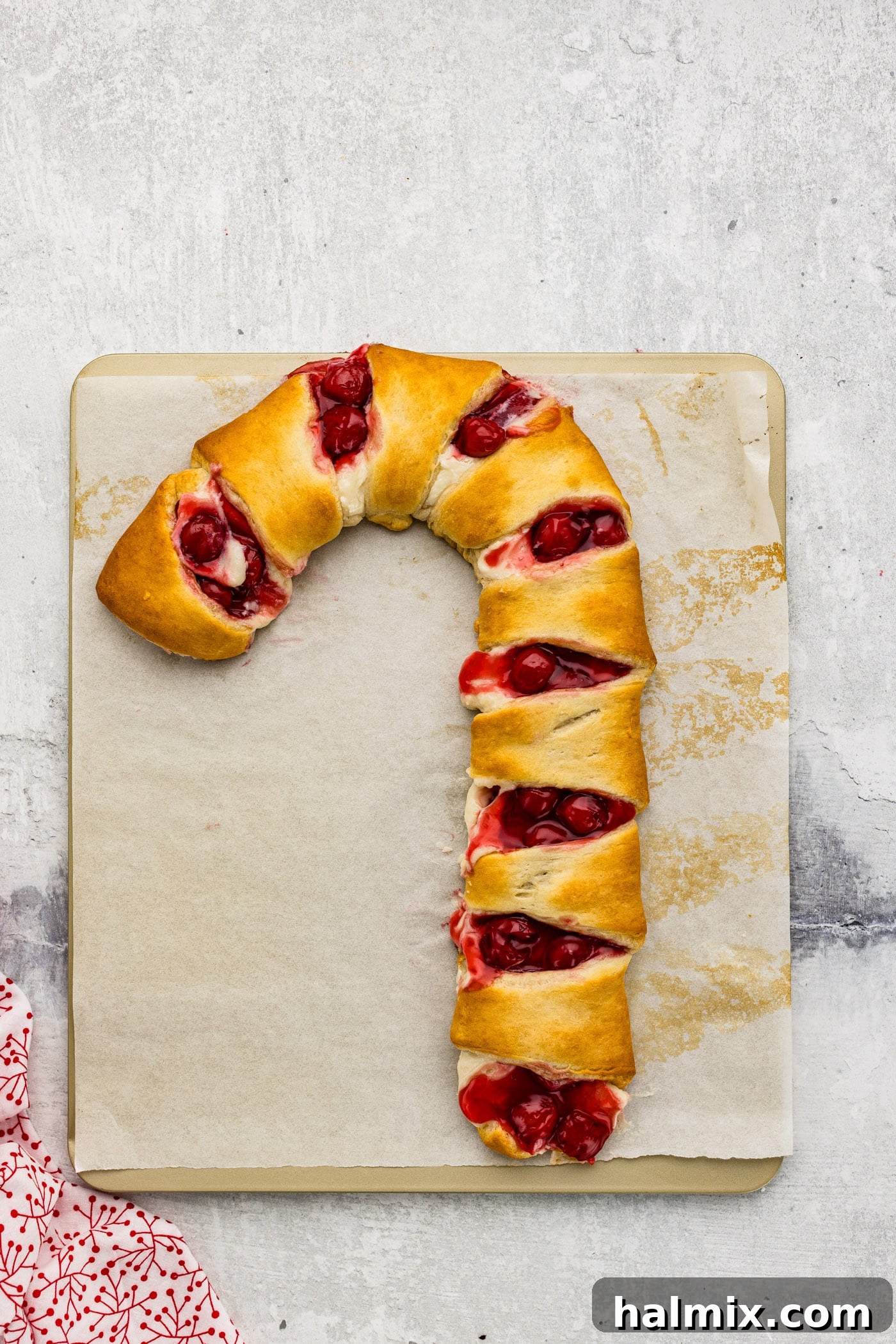 baked candy cane danish using crescent rolls