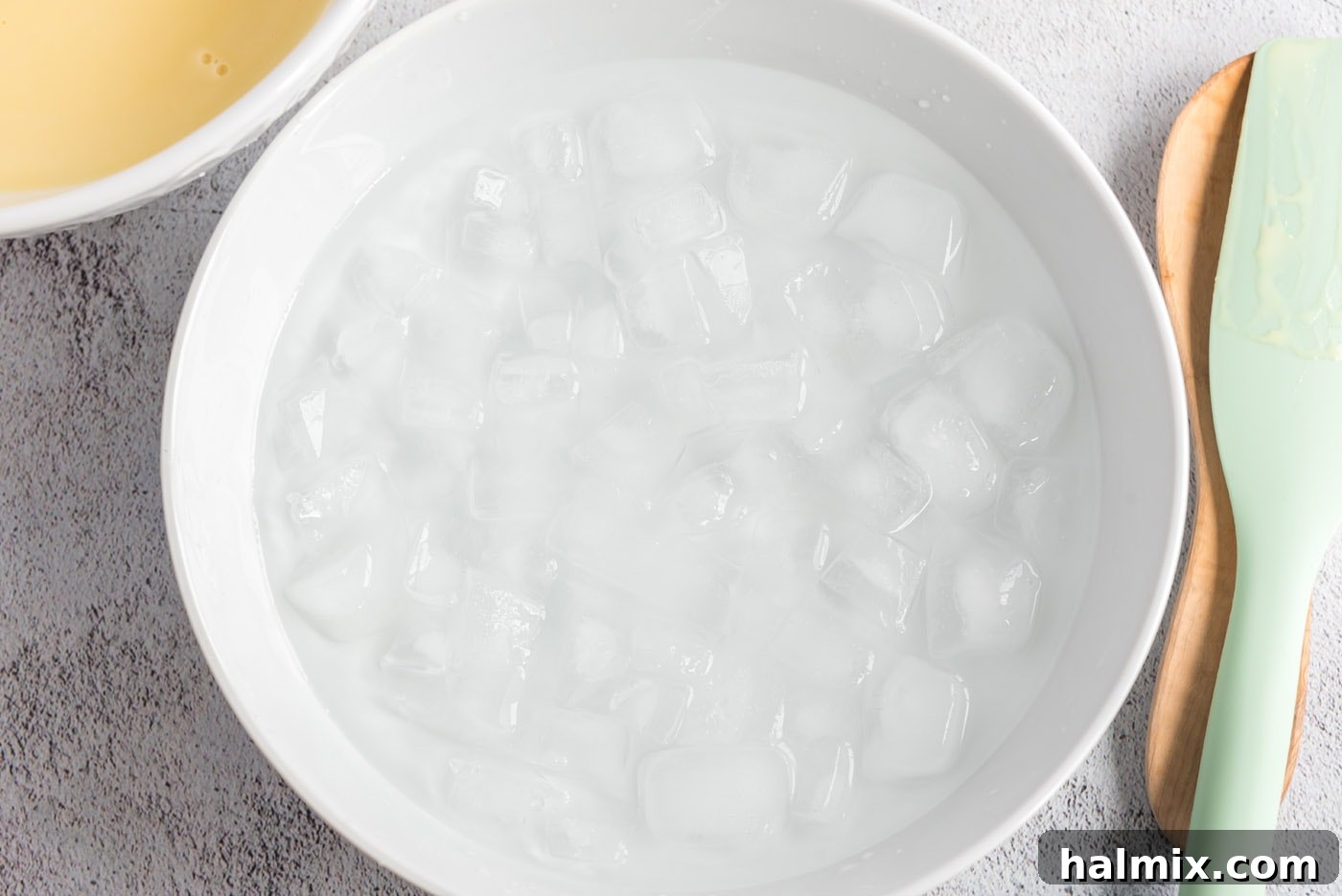 Photo of a bowl of ice water