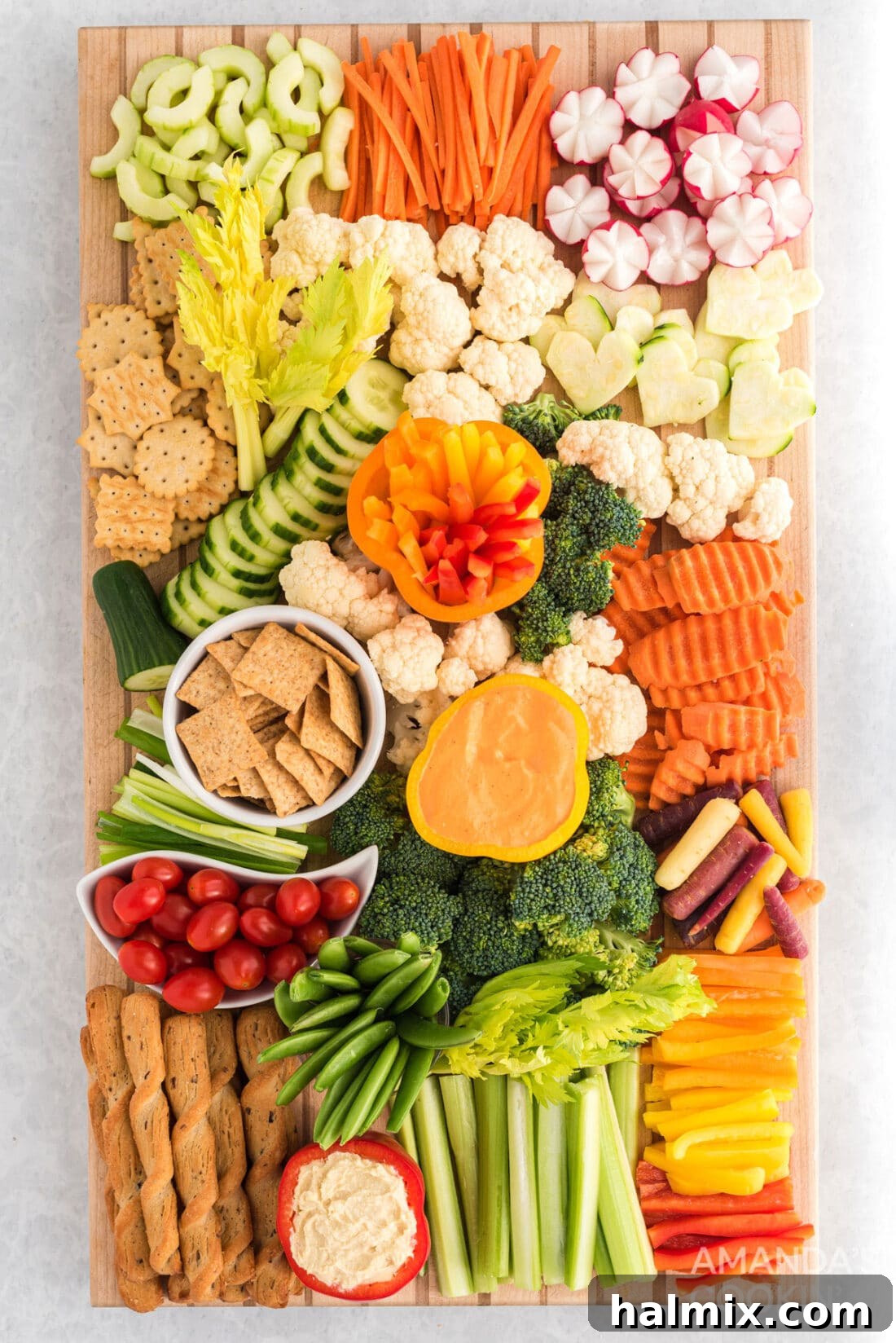 Edible Sculptures: Crafting Decorative Vegetables 2 A vibrant tray of decorative vegetables, featuring various colors and textures arranged artfully for an appealing display.