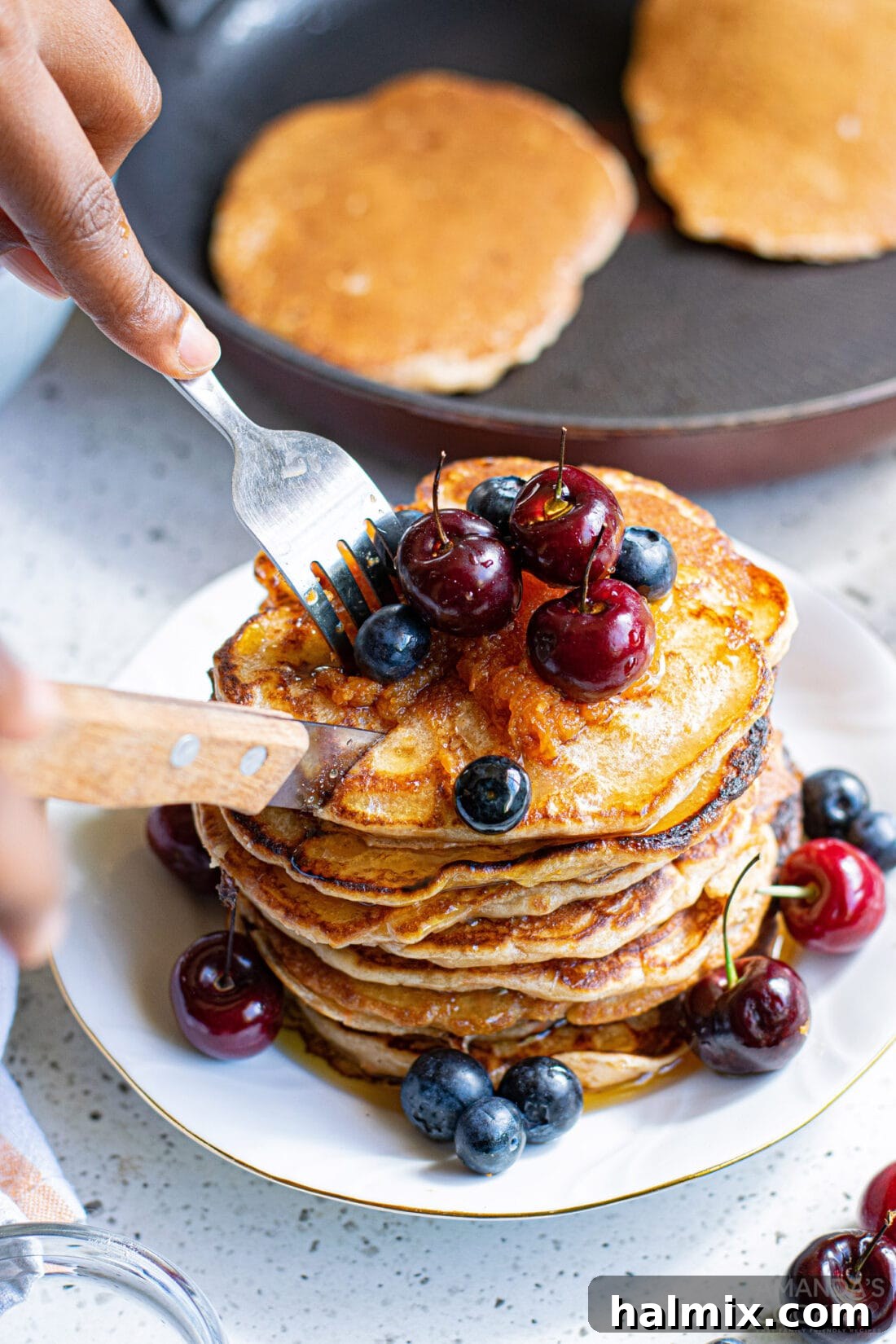 cutting carrot cake pancakes