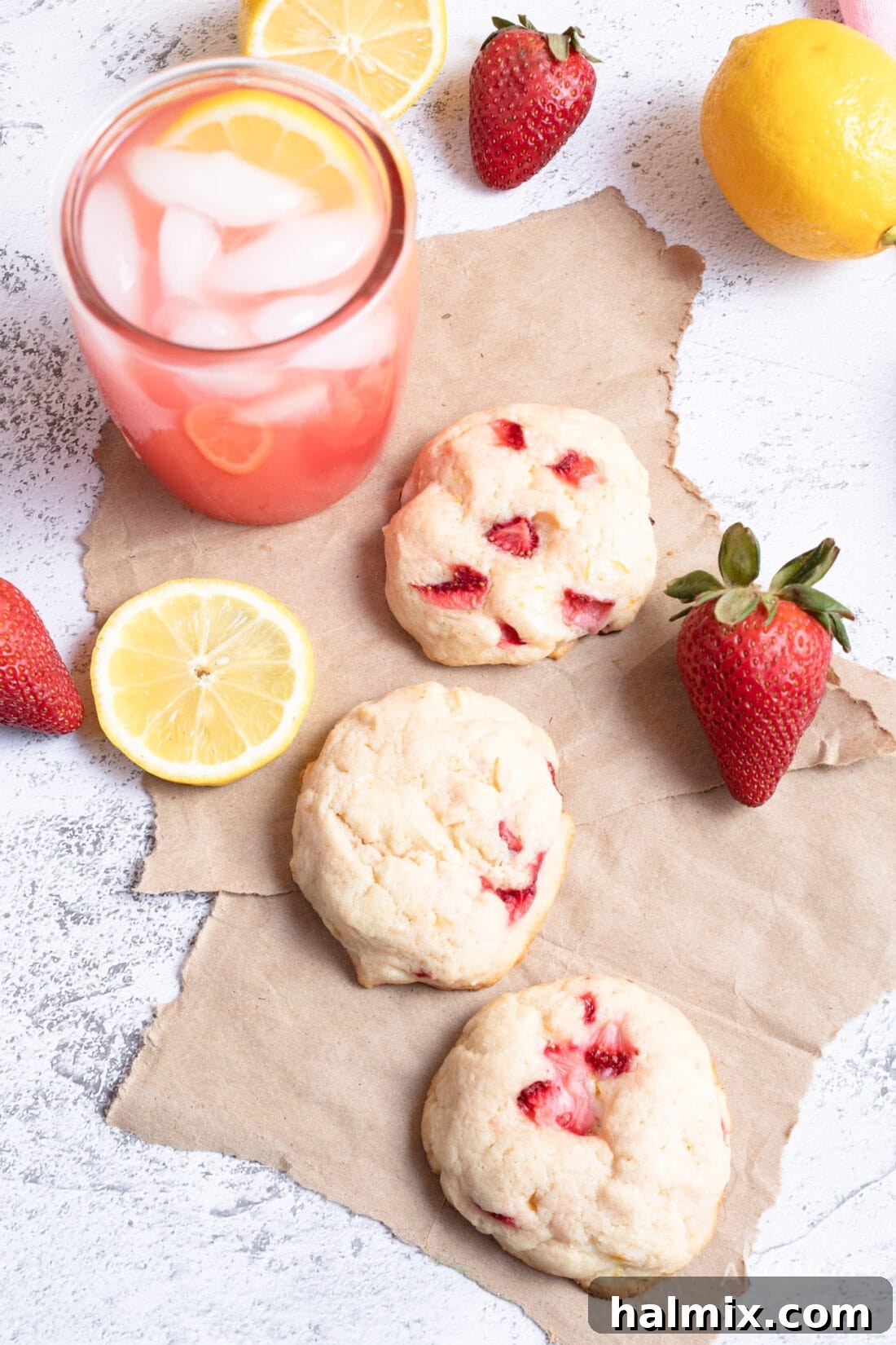 Strawberry Lemonade Cookies