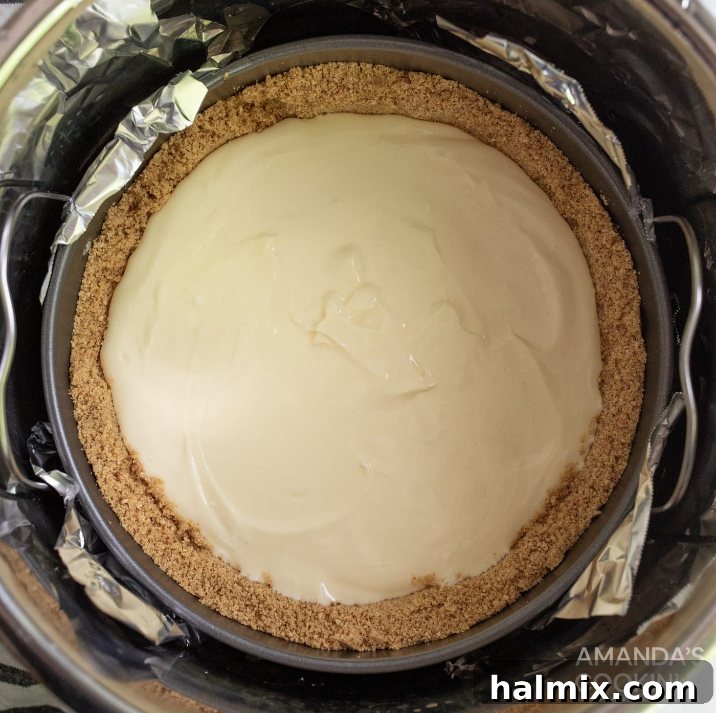 cheesecake on trivet in instant pot