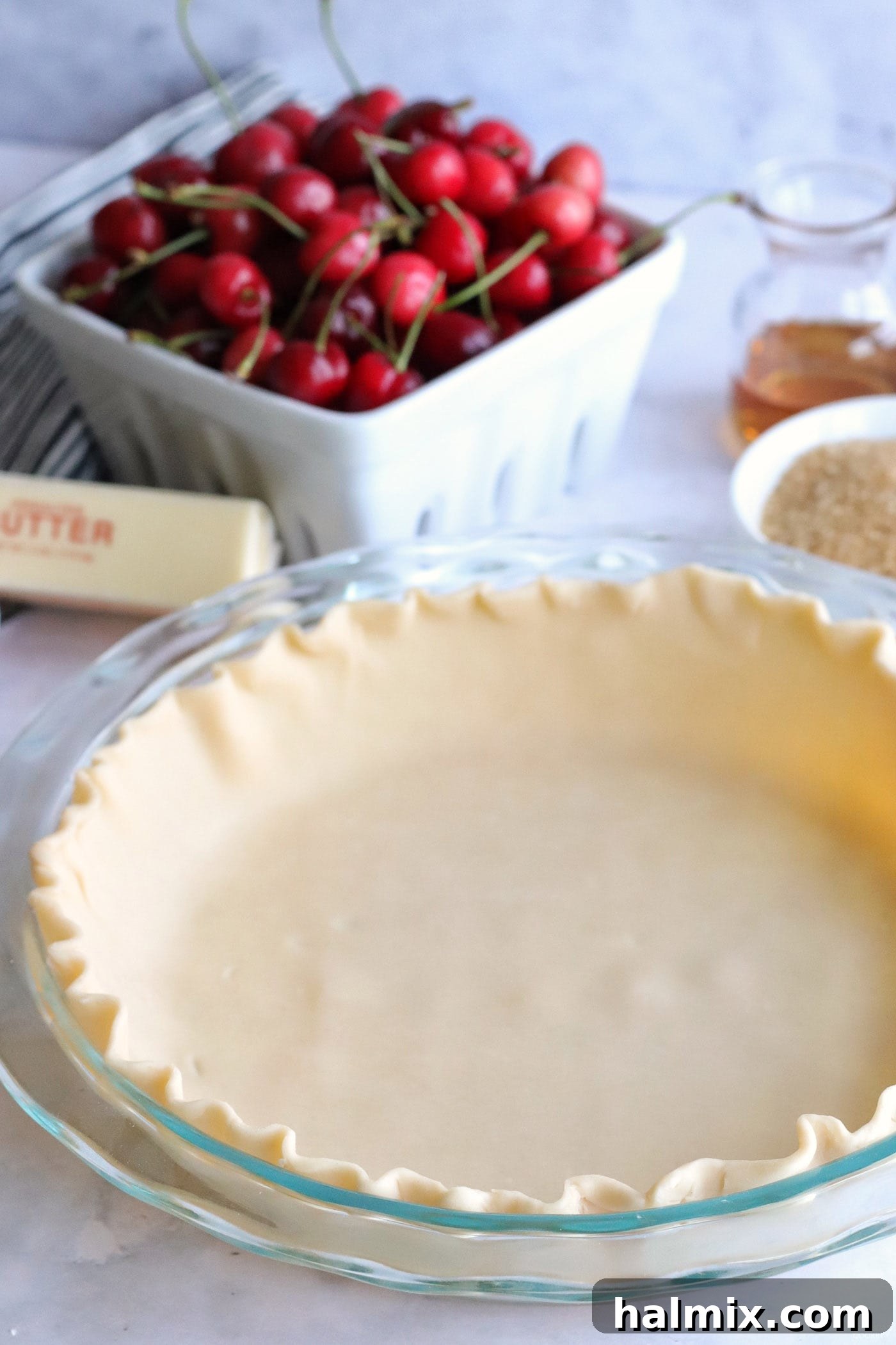 pie crust in pie plate