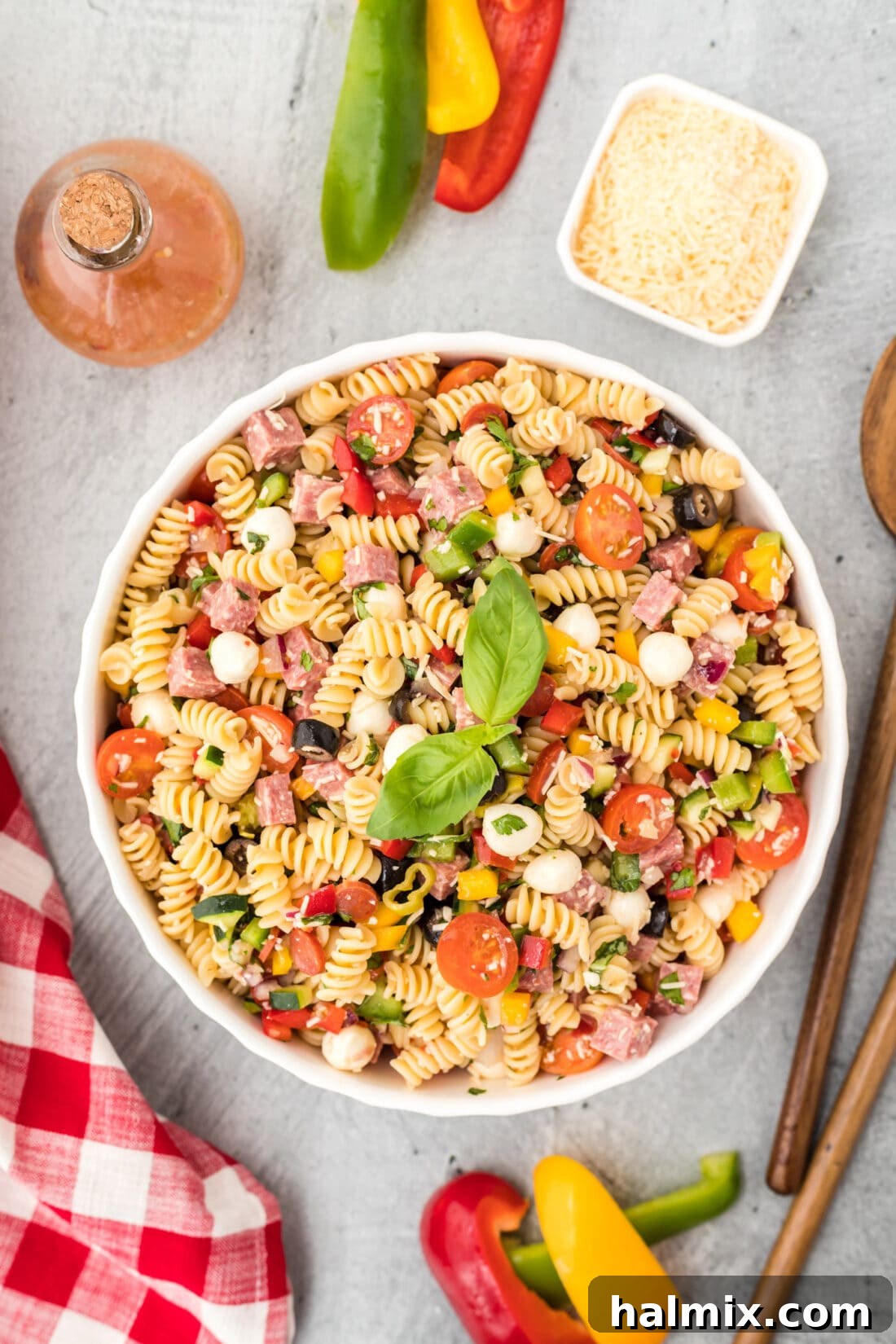 Trattoria Toss 2 bowl of Italian Pasta Salad