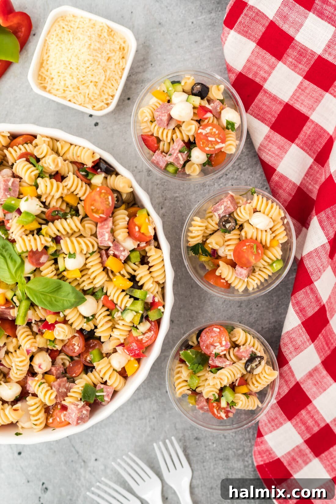 Trattoria Toss 9 bowl of Italian Pasta Salad with three servings in small cups