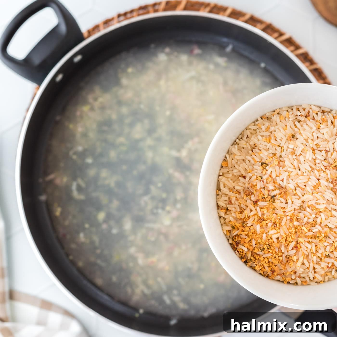 saffron rice over water, garlic, clam juice, and shallots