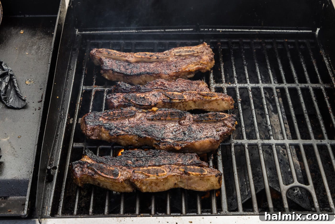 cooked Korean short ribs on the grill