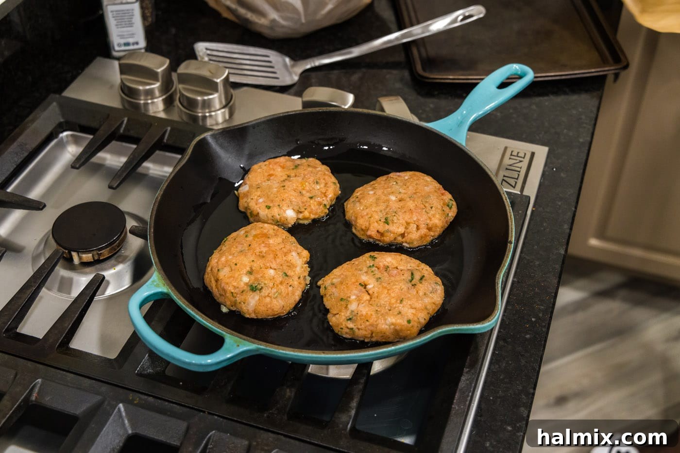 pan seared salmon burgers