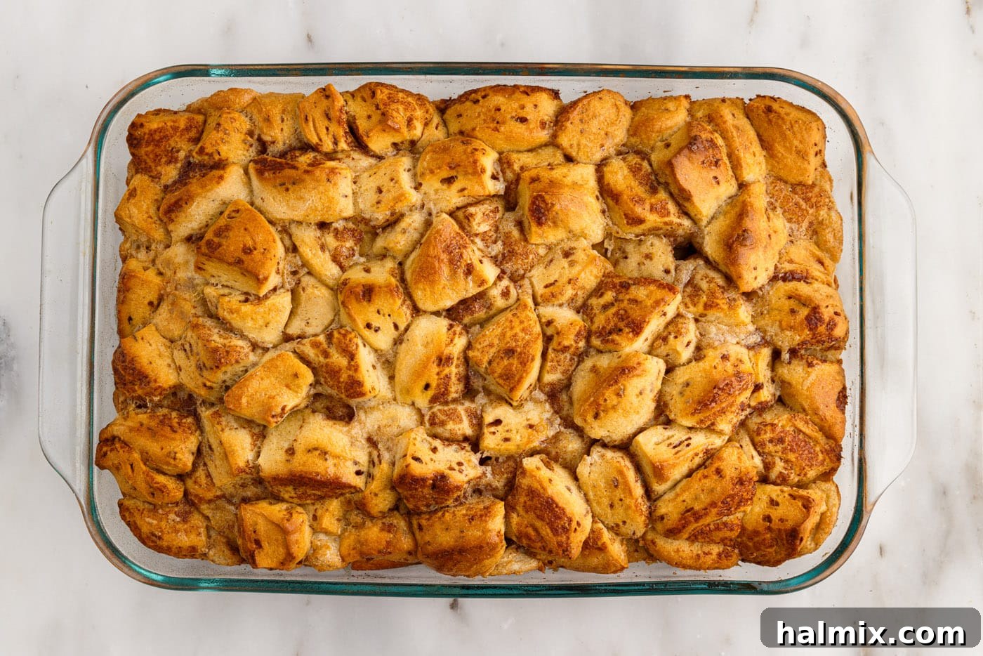 baked cinnamon roll casserole