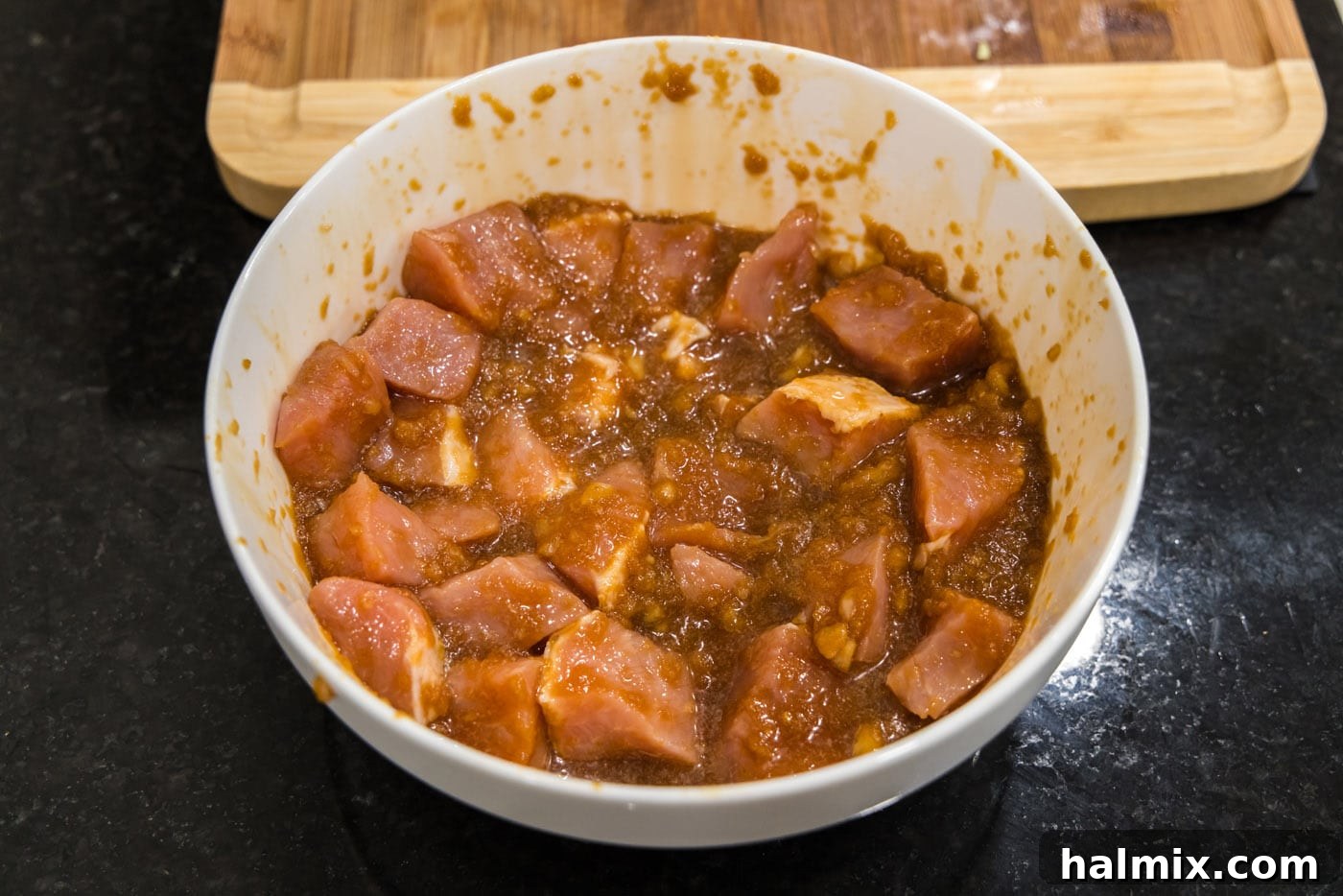 Golden Fried Pork with Tangy Glaze 5 marinating pork for stir fry